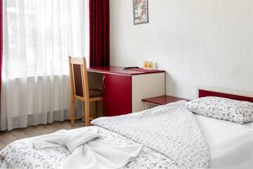 Фото номера Двухместный номер с 1 кроватью или 2 отдельными кроватями Отель Family Hotel Aleks г. Златоград 10