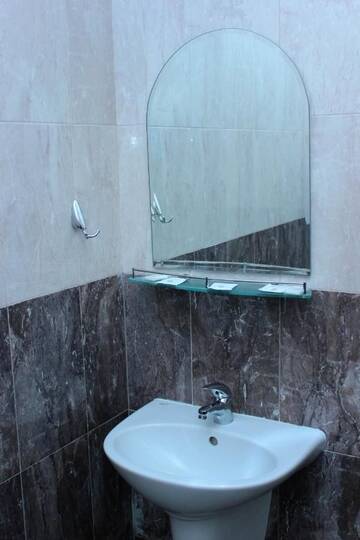 Фото номера Трехместный номер Отель Family Hotel Aleks г. Златоград 8