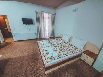 Фото номера Люкс с 1 спальней с видом на горы Отель Edi Hotel г. Златоград 8