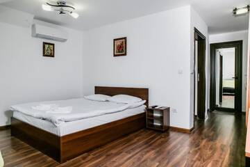 Фото номера Семейный номер с балконом Гостевой дом Guest House Byalata Kashta г. Златоград 5