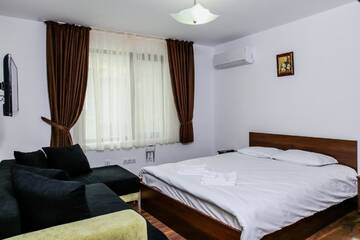 Фото номера Семейный номер Делюкс Гостевой дом Guest House Byalata Kashta г. Златоград 7