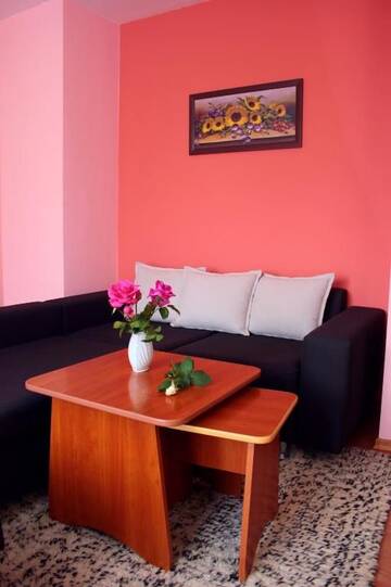 Фото номера Семейный люкс (для 2 взрослых и 2 детей) Отель Family Hotel Flora г. Златоград 5